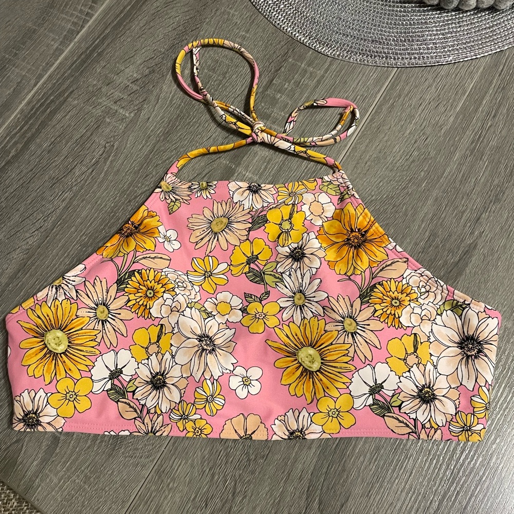 Forever 21 Pink Floral Bikini Top